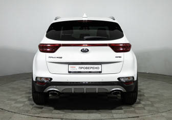 Подержанный автомобиль Kia Sportage 2018 года (6 фото)