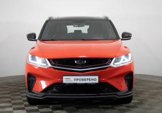 Подержанный автомобиль Geely Coolray 2022 года (2 фото)