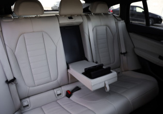 Подержанный автомобиль BMW X4 2019 года (33 фото)