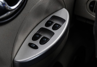 Подержанный автомобиль Lifan Smily 2012 года (19 фото)