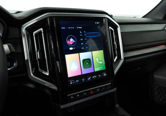 Подержанный автомобиль JAC T9 2024 года (17 фото)