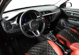Подержанный автомобиль Kia Rio Sedan 2020 года (11 фото)