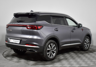 Подержанный автомобиль Chery Tiggo 7 Pro Max 2023 года (5 фото)