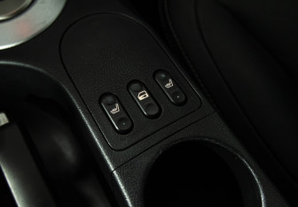 Подержанный автомобиль Nissan Qashqai 2008 года (15 фото)