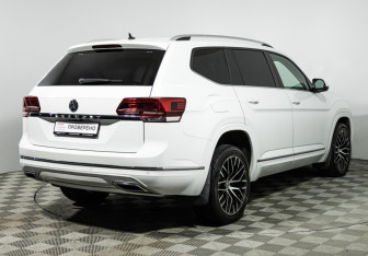 Подержанный автомобиль Volkswagen Teramont 2019 года (5 фото)