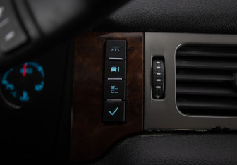 Подержанный автомобиль Chevrolet Tahoe 2012 года (13 фото)