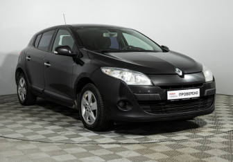 Подержанный автомобиль Renault Megane Hatchback 2011 года (3 фото)