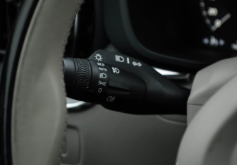 Подержанный автомобиль Volvo XC60 2020 года (16 фото)