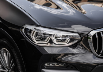 Подержанный автомобиль BMW X3 2020 года (11 фото)