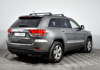 Подержанный автомобиль Jeep Grand Cherokee 2012 года (5 фото)