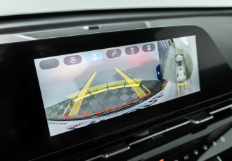 Подержанный автомобиль Omoda C5 2024 года (19 фото)