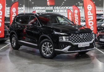 Подержанный автомобиль Hyundai Santa Fe 2021 года (5 фото)