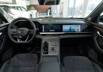 Новый Geely Monjaro 2026 (10 фото)