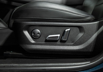 Подержанный автомобиль Haval F7 2024 года (21 фото)