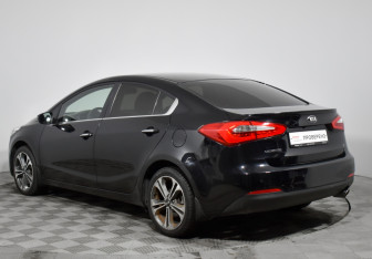 Подержанный автомобиль Kia Cerato Sedan 2014 года (7 фото)