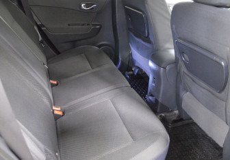 Подержанный автомобиль Renault Koleos 2010 года (13 фото)