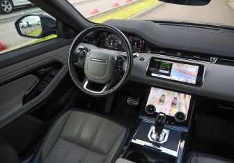 Подержанный автомобиль Land Rover Range Rover Evoque 2019 года (10 фото)