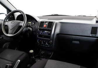 Подержанный автомобиль Hyundai Getz 2005 года (9 фото)