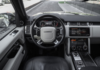 Подержанный автомобиль Land Rover Range Rover 2020 года (15 фото)