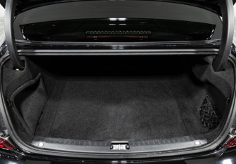 Подержанный автомобиль Volvo S90 2019 года (24 фото)