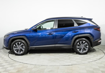 Подержанный автомобиль Hyundai Tucson 2024 года (8 фото)