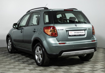 Подержанный автомобиль Suzuki SX4 Hatchback 2012 года (7 фото)