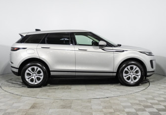 Подержанный автомобиль Land Rover Range Rover Evoque 2019 года (4 фото)
