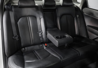 Подержанный автомобиль Kia Optima Sedan 2016 года (26 фото)
