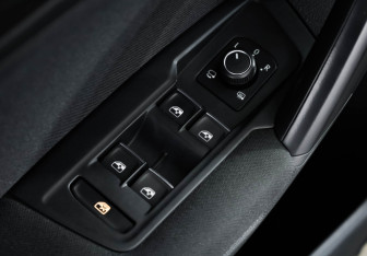 Подержанный автомобиль Volkswagen Tiguan 2020 года (22 фото)