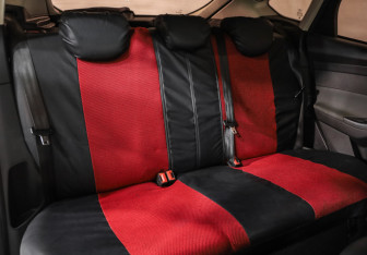 Подержанный автомобиль Ford Focus Hatchback 2013 года (20 фото)