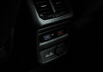 Подержанный автомобиль Volkswagen Tiguan 2021 года (15 фото)