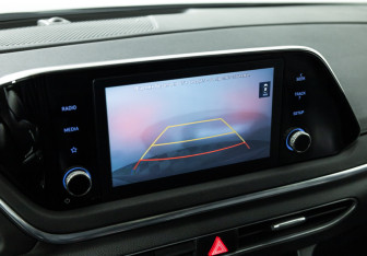 Подержанный автомобиль Hyundai Sonata 2019 года (15 фото)