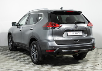 Подержанный автомобиль Nissan X-Trail 2020 года (7 фото)