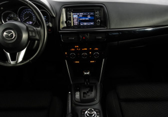 Подержанный автомобиль Mazda CX-5 2013 года (14 фото)