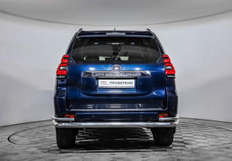 Подержанный автомобиль Toyota Land Cruiser Prado 2018 года (6 фото)