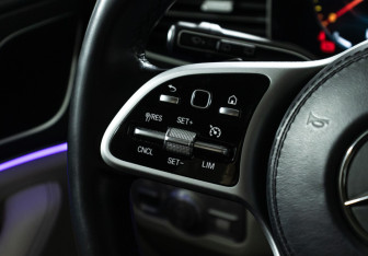 Подержанный автомобиль Mercedes-Benz GLE 2021 года (20 фото)