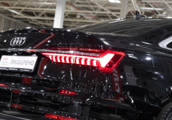 Подержанный автомобиль Audi A6 Sedan 2018 года (14 фото)