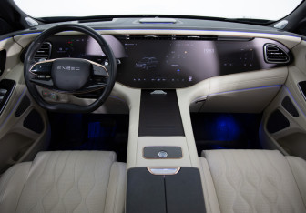 Подержанный автомобиль Exeed VX 2024 года (9 фото)