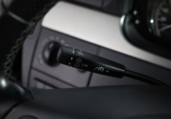 Подержанный автомобиль Mercedes-Benz Viano 2012 года (13 фото)