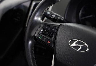 Подержанный автомобиль Hyundai Creta 2018 года (11 фото)