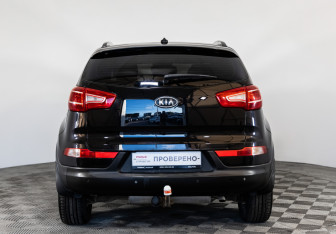 Подержанный автомобиль Kia Sportage 2011 года (6 фото)