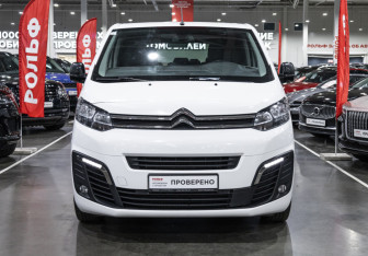 Подержанный автомобиль Citroen SpaceTourer 2021 года (3 фото)
