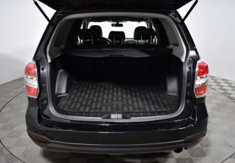 Подержанный автомобиль Subaru Forester Suv 2014 года (18 фото)