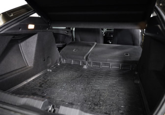 Подержанный автомобиль Renault Arkana 2021 года (26 фото)