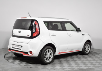 Подержанный автомобиль Kia Soul 2016 года (5 фото)