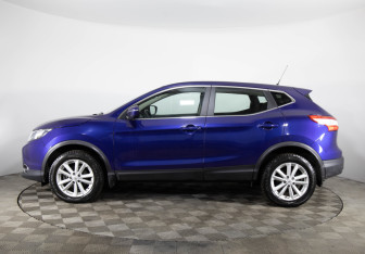 Подержанный автомобиль Nissan Qashqai 2016 года (8 фото)