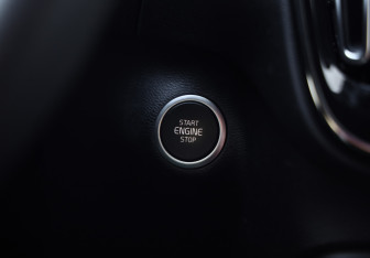 Подержанный автомобиль Volvo XC40 2019 года (20 фото)