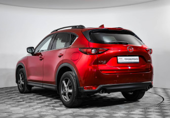 Подержанный автомобиль Mazda CX-5 2021 года (7 фото)