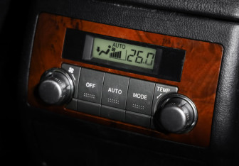 Подержанный автомобиль Toyota Highlander 2012 года (27 фото)