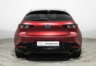 Подержанный автомобиль Mazda 3 Hatchback 2019 года (6 фото)